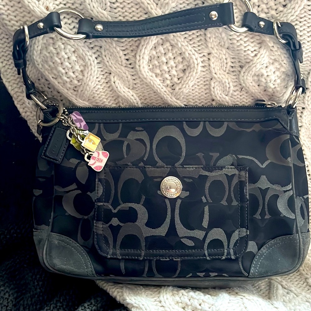 COACH CHELSEA signature logo optic gray with suede bottom with bag charm